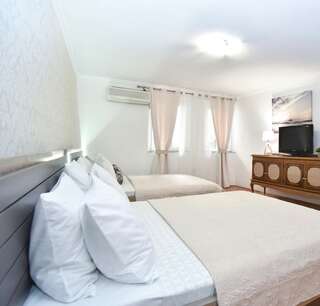 Апартаменты Palm square B&B apartment II Будва Апартаменты-11